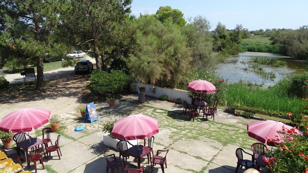 Auberge De La Fadaise แซ็งต์-มารี-เดอ-ลา-แมร์ ภายนอก รูปภาพ